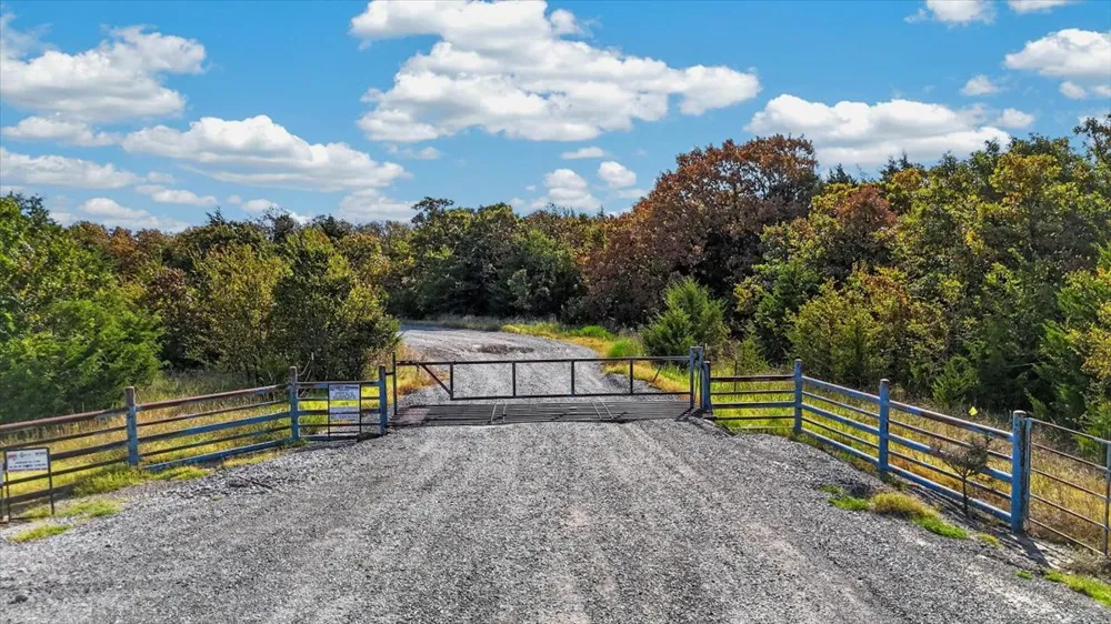 1 Double Springs Stuart, OK 74570