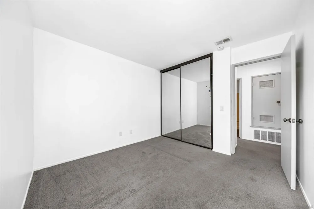 9302 Twin Trails Dr #204 San Diego, CA 92129