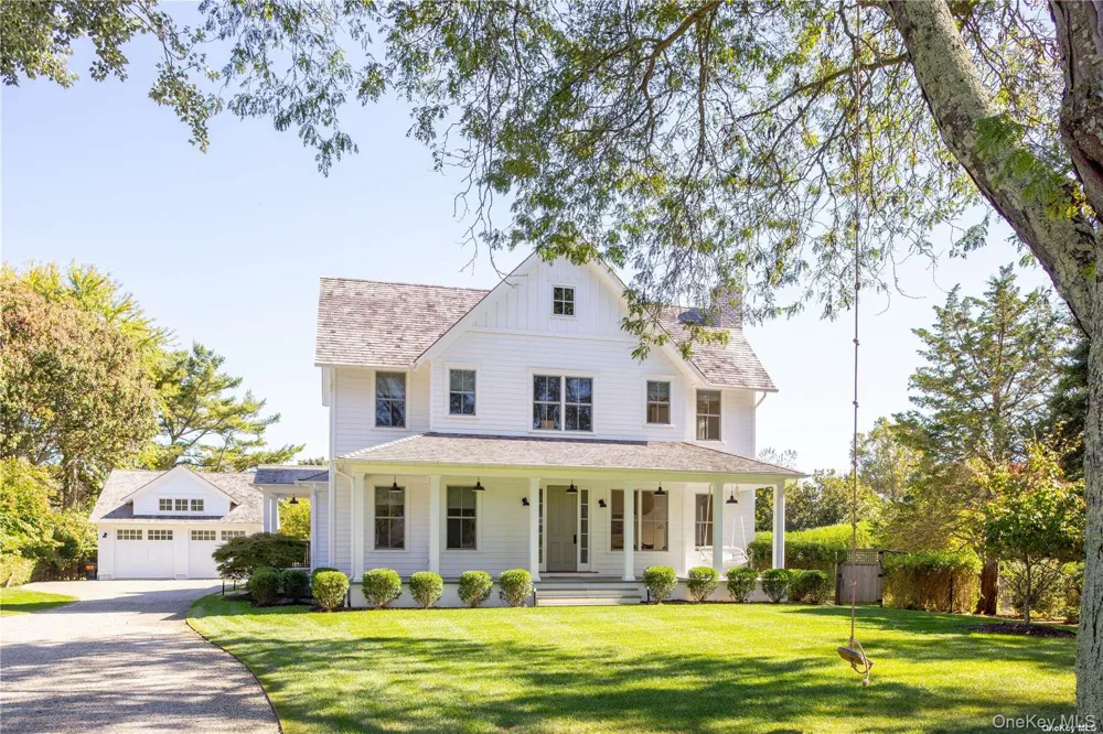 400 Youngs Road Orient, NY 11957