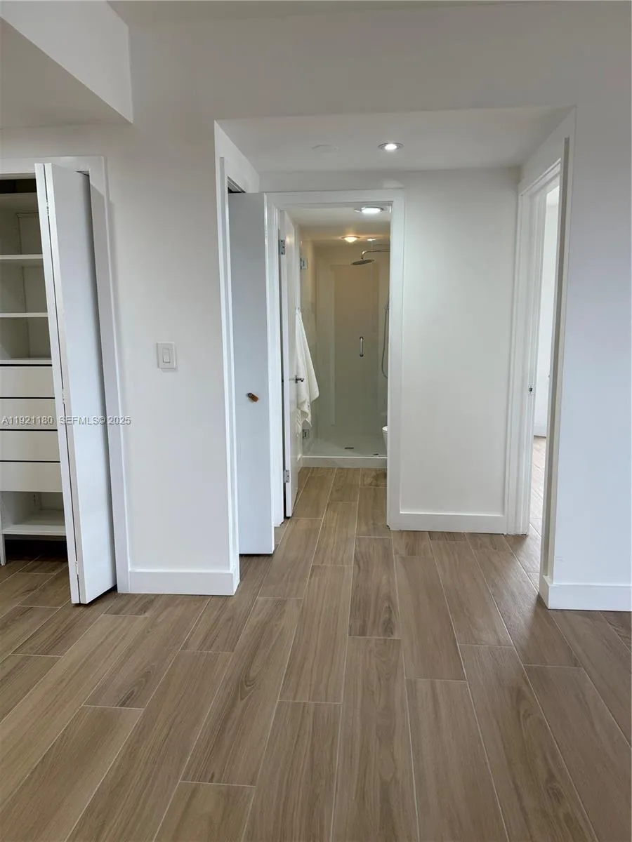 20191 E Country Club Dr #504 Aventura, FL 33180