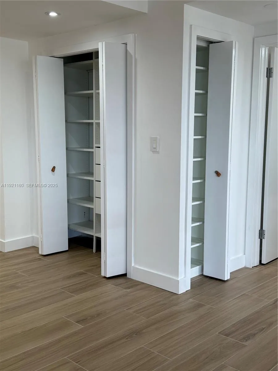 20191 E Country Club Dr #504 Aventura, FL 33180