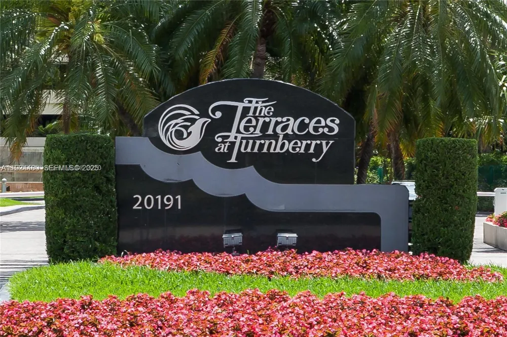 20191 E Country Club Dr #504 Aventura, FL 33180