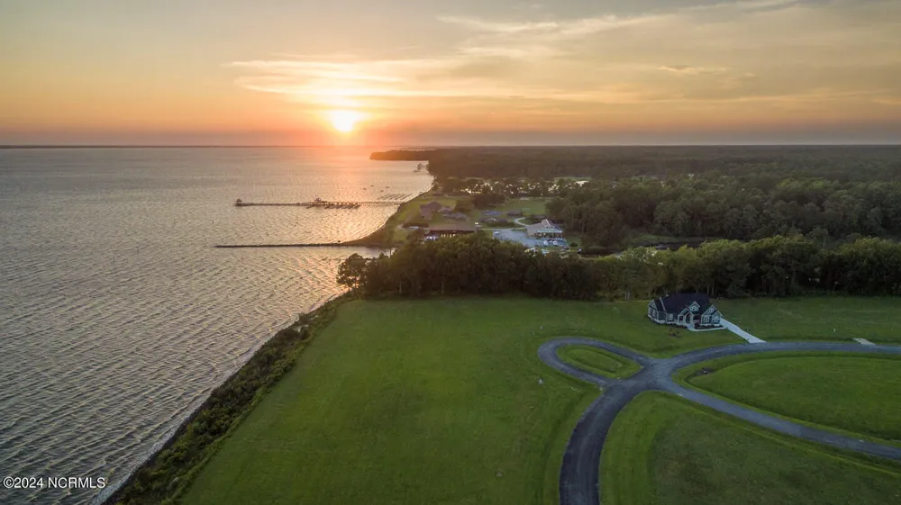 232 Brightleaf Drive Minnesott Beach, NC 28510