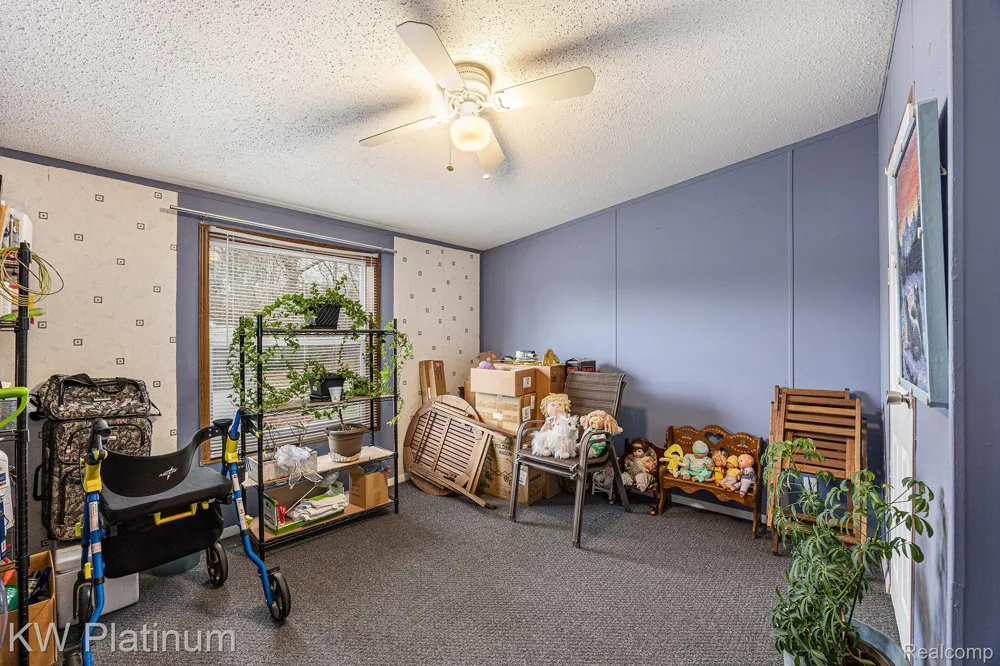 8042 Harbour Drive Ira Township, MI 48023