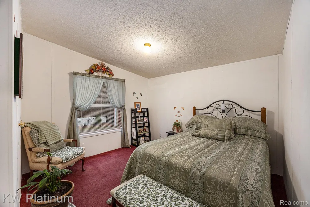 8042 Harbour Drive Ira Township, MI 48023