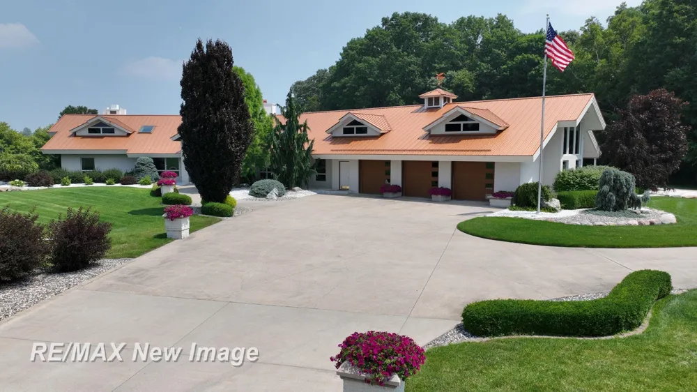 1134 Graham Road Thomas Township, MI 48609