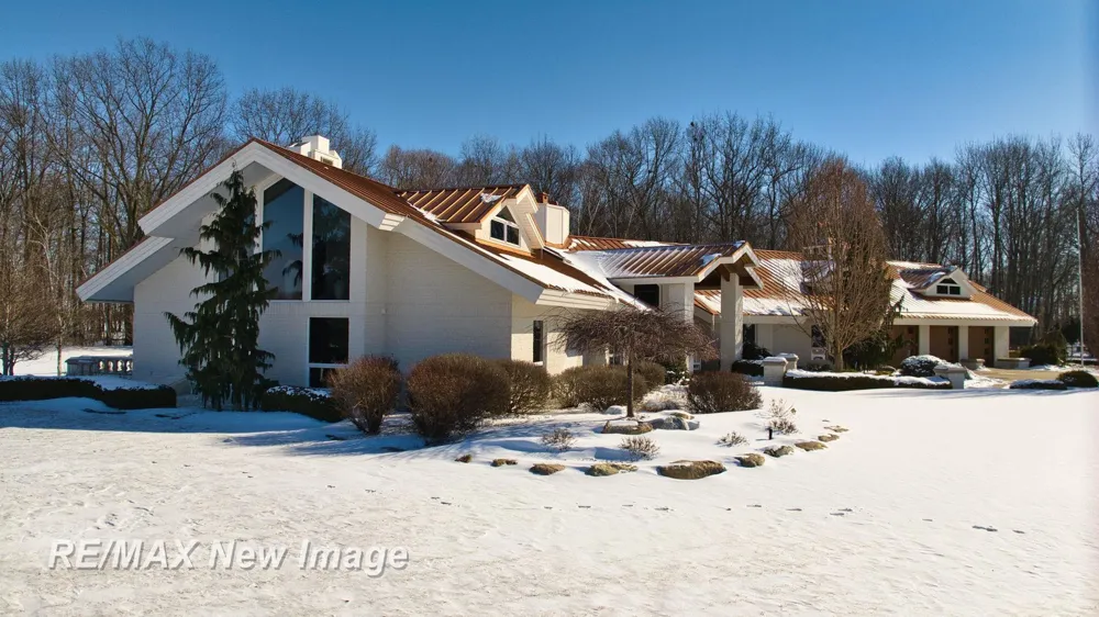 1134 Graham Road Thomas Township, MI 48609