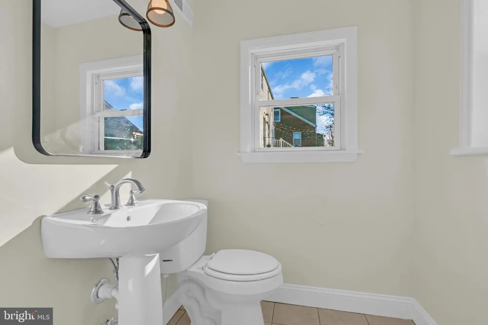 580 ROUTE 206 Bordentown, NJ 08505