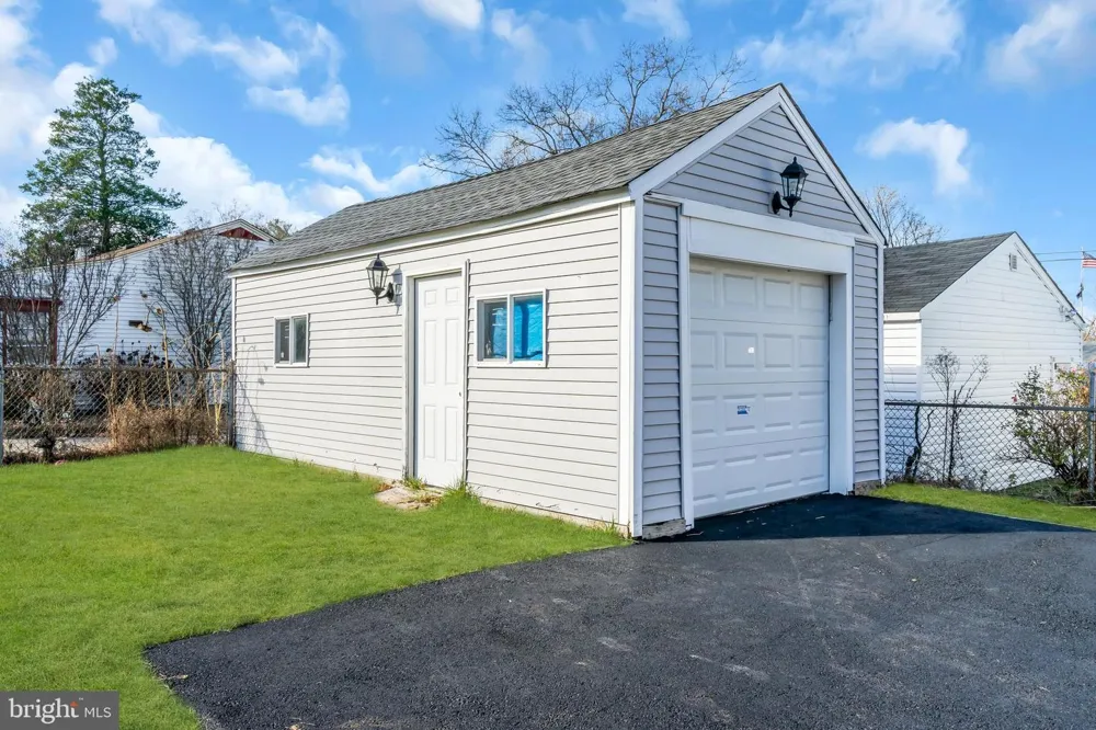 580 ROUTE 206 Bordentown, NJ 08505