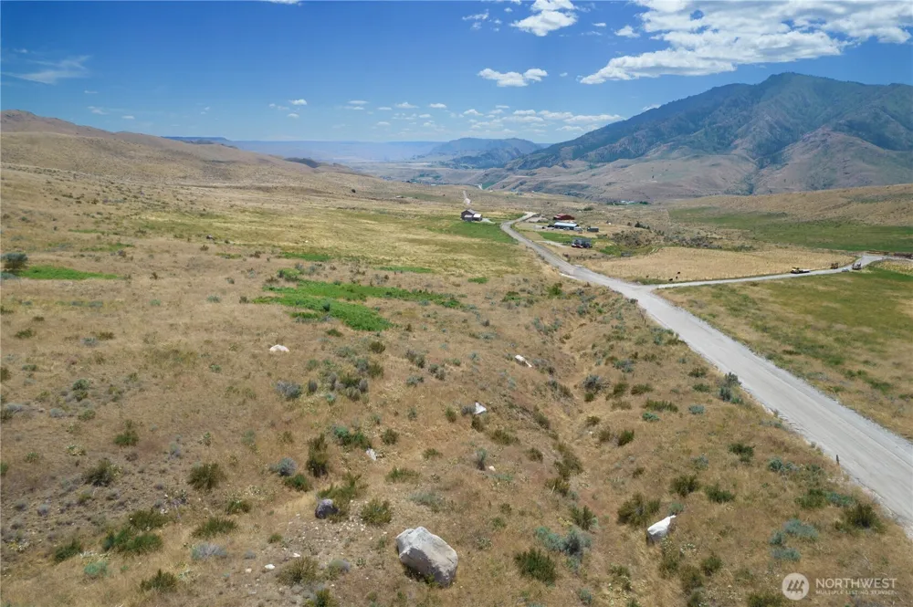 0 NNA Bill Shaw Road Pateros, WA 98846