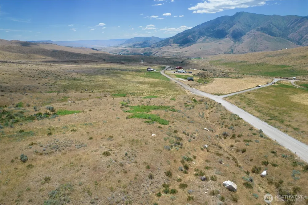 0 NNA Bill Shaw Road Pateros, WA 98846