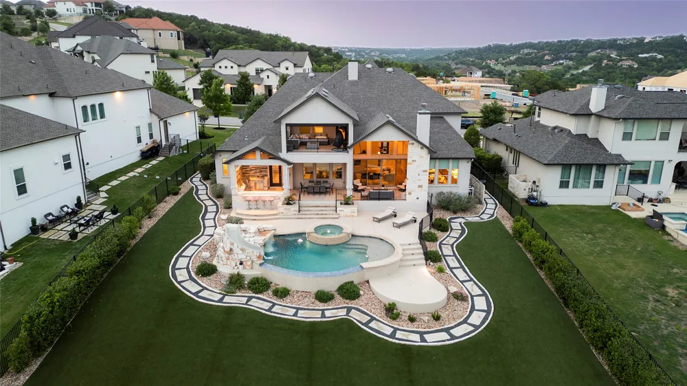 2033 Portobello Road Leander, TX 78641