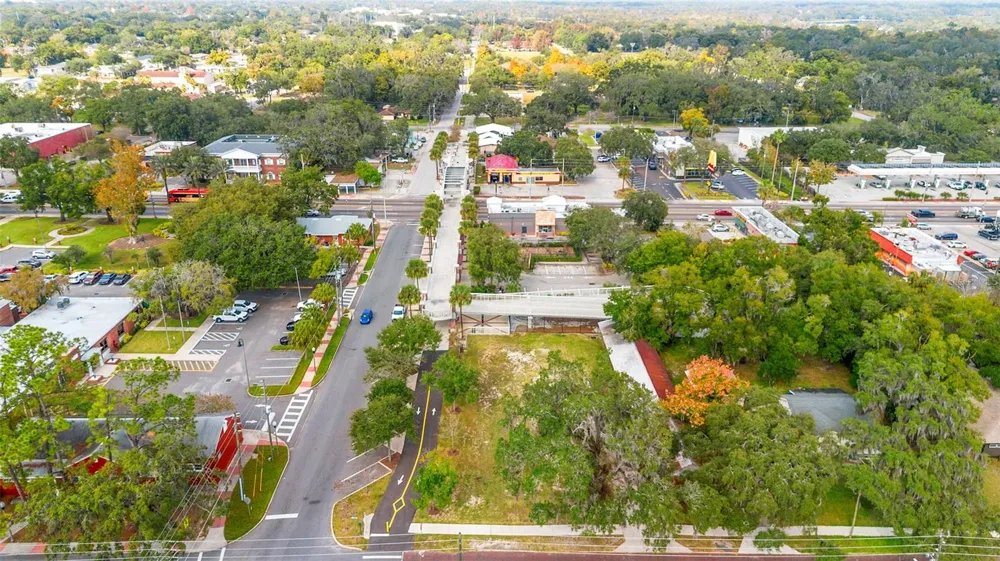 215 E 5TH STREET Apopka, FL 32703