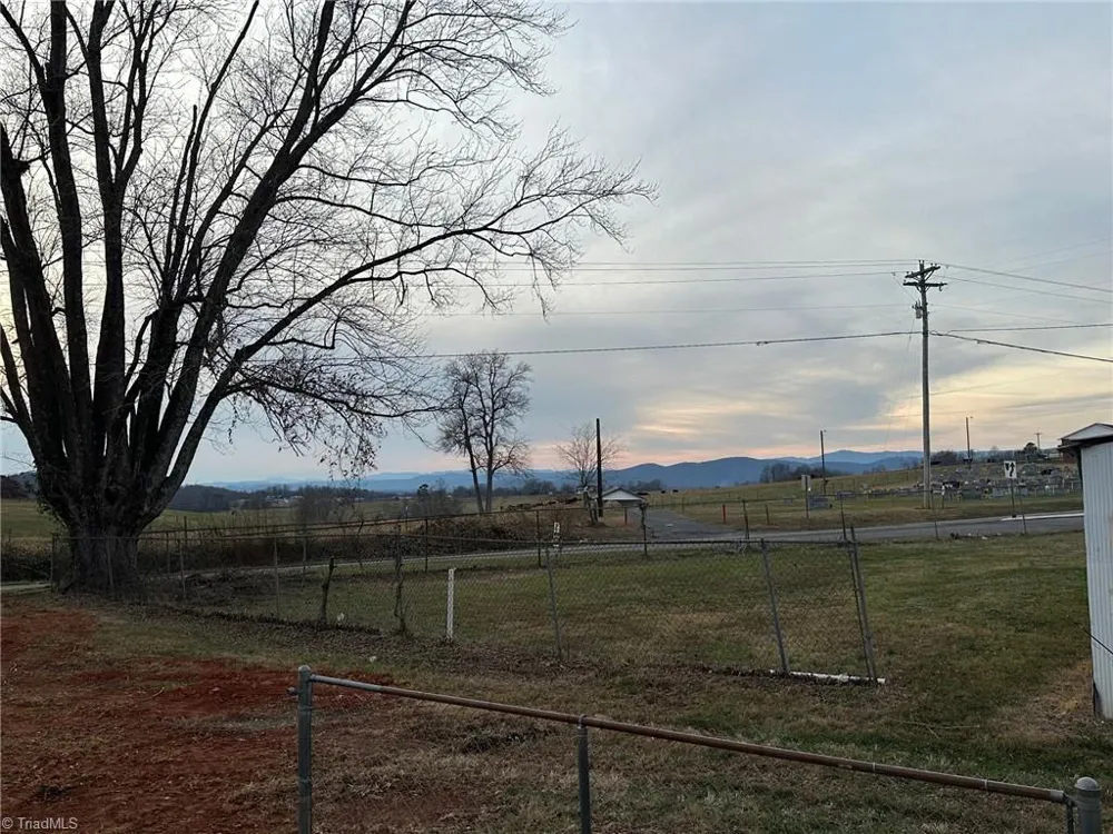 8431 Austin Traphill Road Elkin, NC 28621