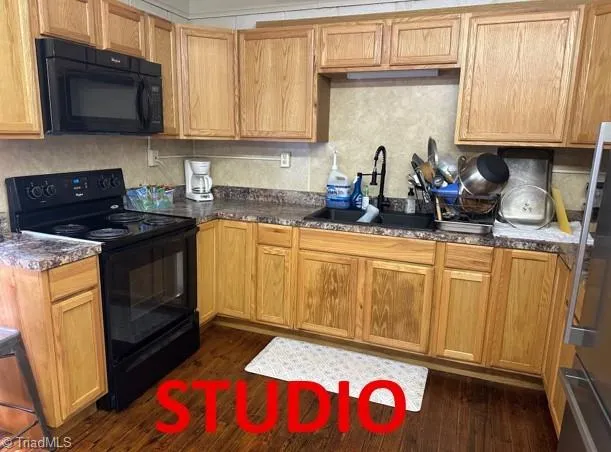 8431 Austin Traphill Road Elkin, NC 28621