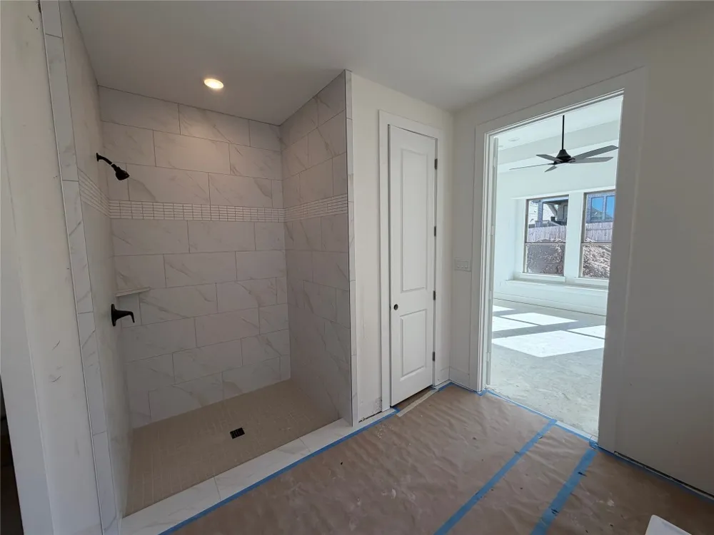 105 Gibbs Drive Liberty Hill, TX 78642