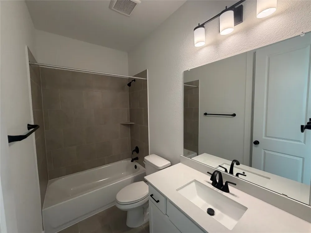 105 Gibbs Drive Liberty Hill, TX 78642