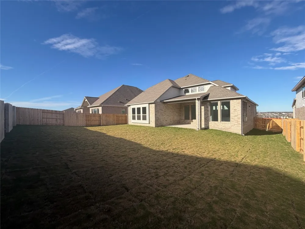 105 Gibbs Drive Liberty Hill, TX 78642