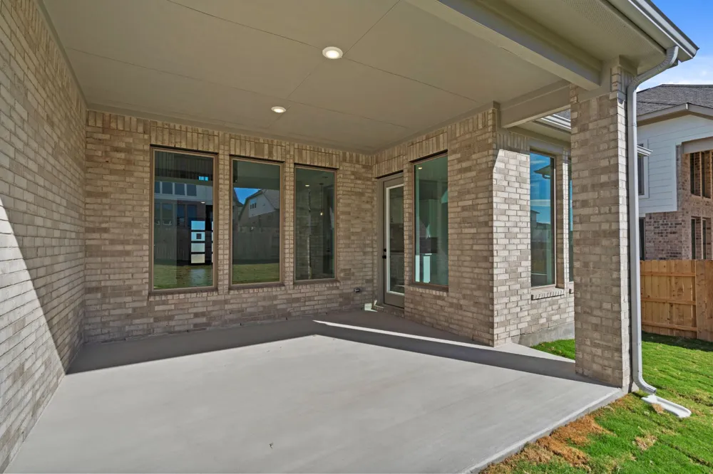 105 Gibbs Drive Liberty Hill, TX 78642