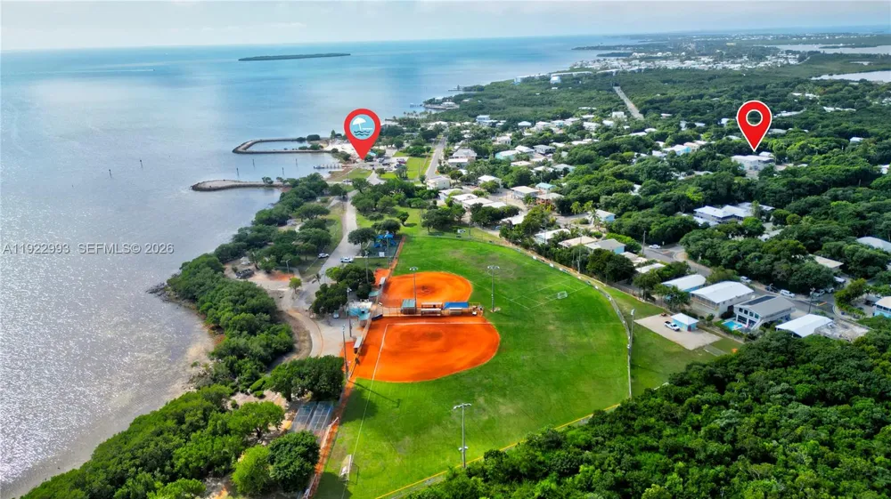 137 Pacific Ave Tavernier, FL 33070