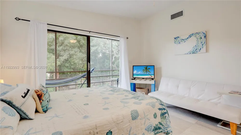 137 Pacific Ave Tavernier, FL 33070