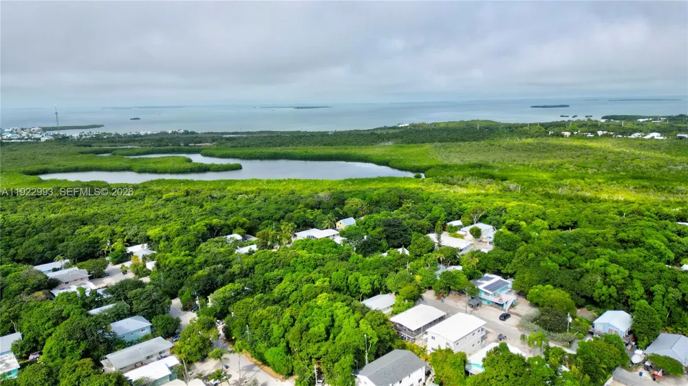 137 Pacific Ave Tavernier, FL 33070