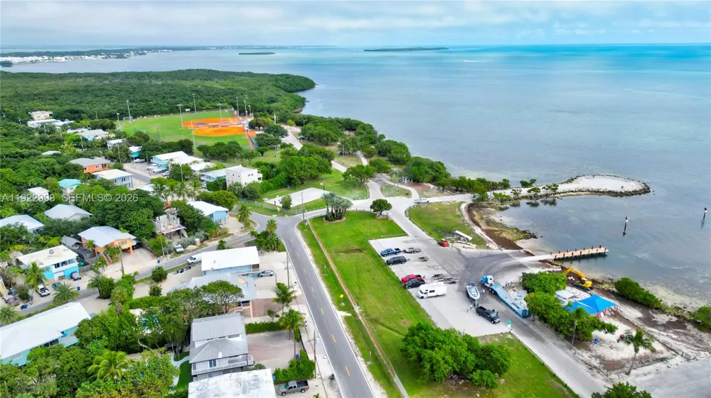 137 Pacific Ave Tavernier, FL 33070
