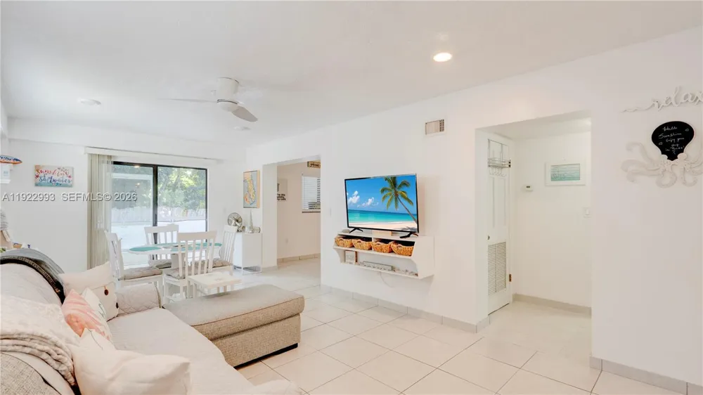 137 Pacific Ave Tavernier, FL 33070
