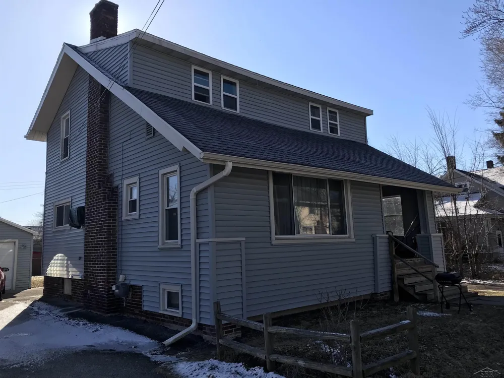2114 Hanchett Street Saginaw City, MI 48602
