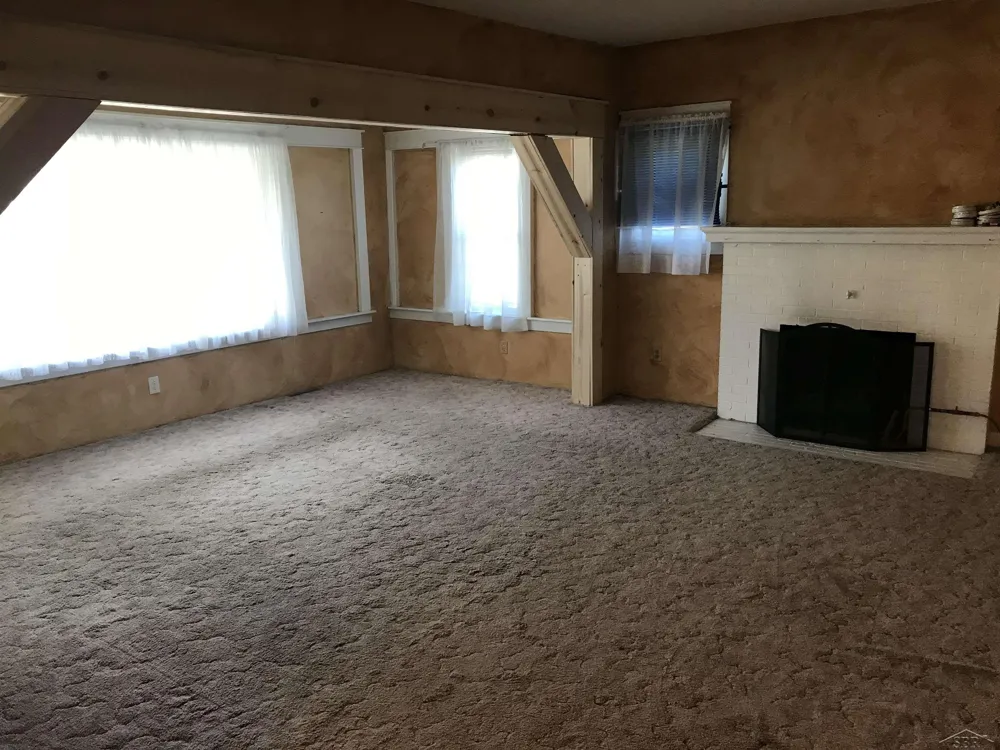 2114 Hanchett Street Saginaw City, MI 48602