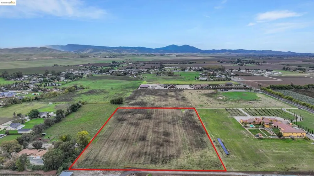 3590 Byer Rd Byron, CA 94514