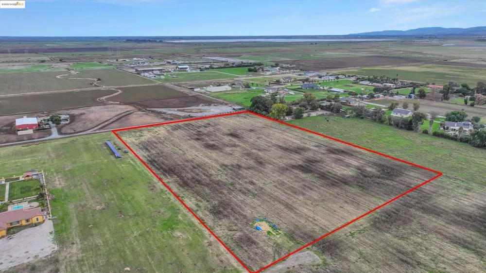 3590 Byer Rd Byron, CA 94514