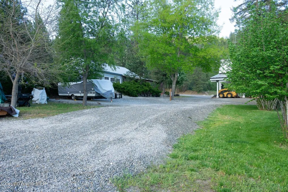 1041 Bottle Bay Road Sagle, ID 83860
