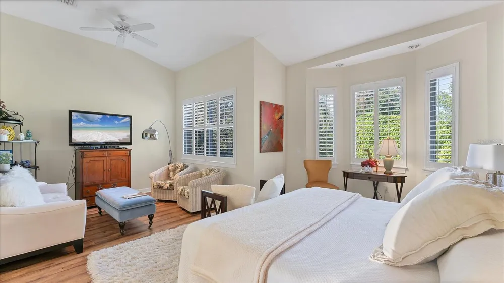 5421 46TH COURT W Bradenton, FL 34210