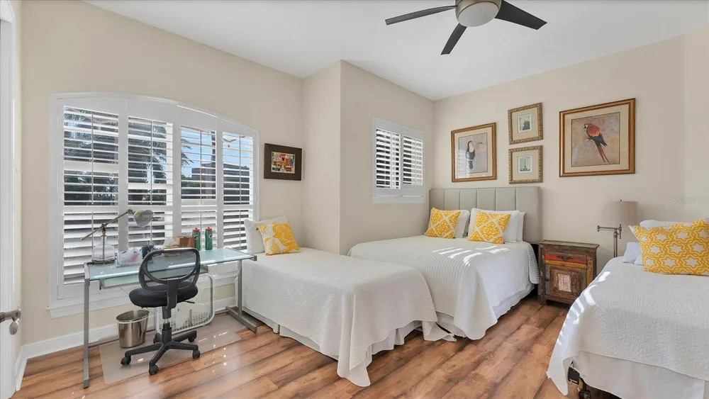 5421 46TH COURT W Bradenton, FL 34210