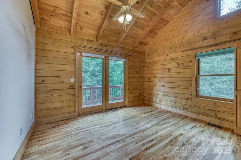 5023 Elk Park Highway Elk Park, NC 28622