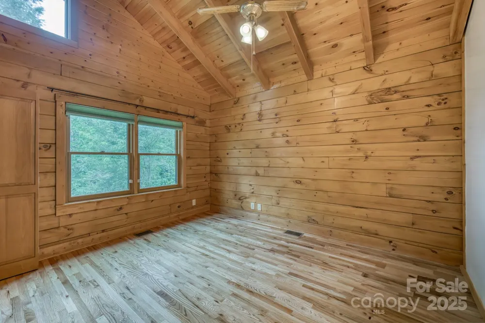 5023 Elk Park Highway Elk Park, NC 28622