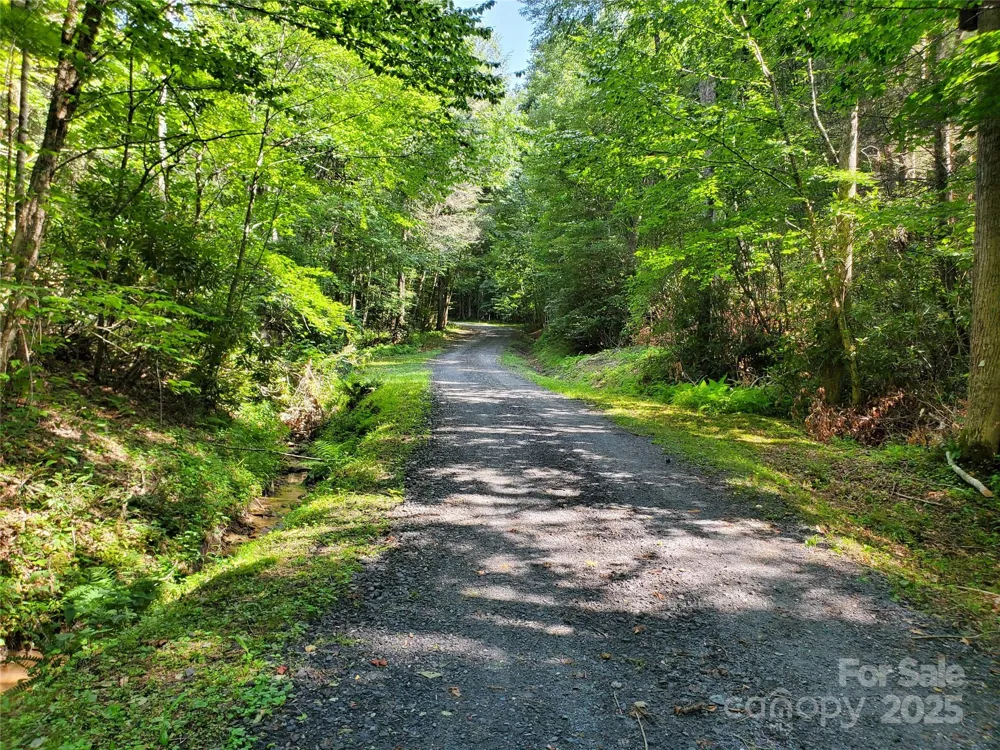 5023 Elk Park Highway Elk Park, NC 28622