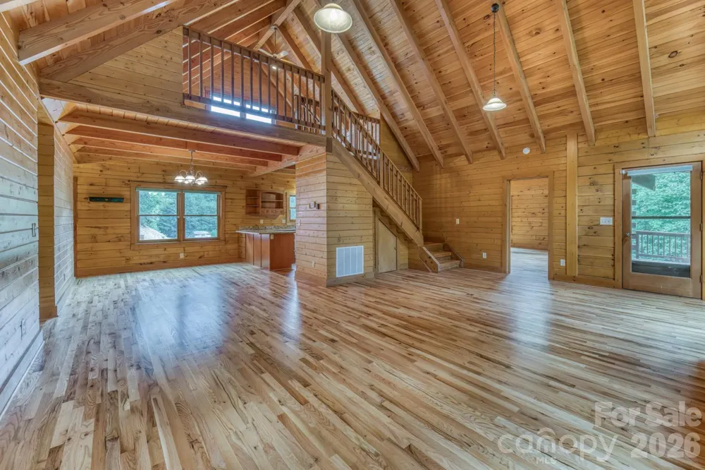 5023 Elk Park Highway Elk Park, NC 28622