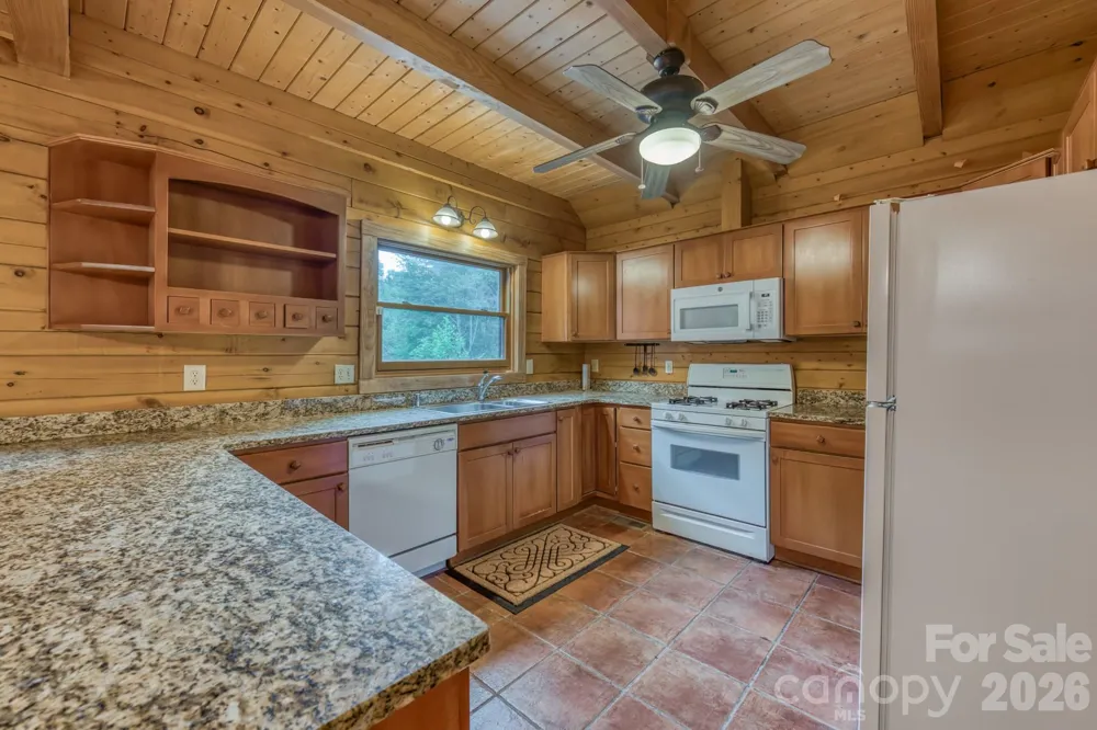 5023 Elk Park Highway Elk Park, NC 28622