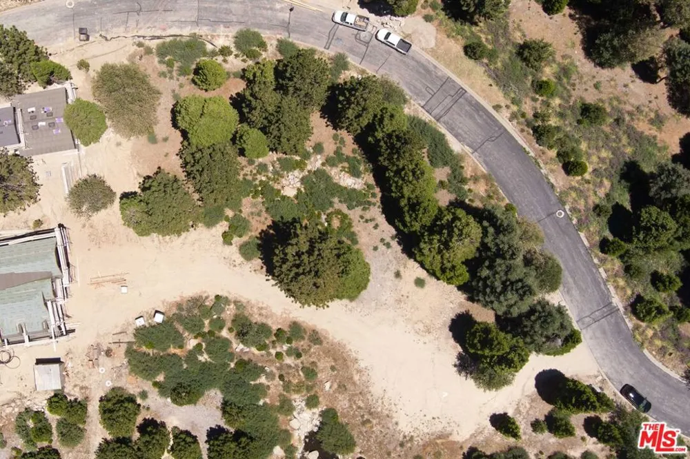 188 Mill Pond Road Lake Arrowhead, CA 92352