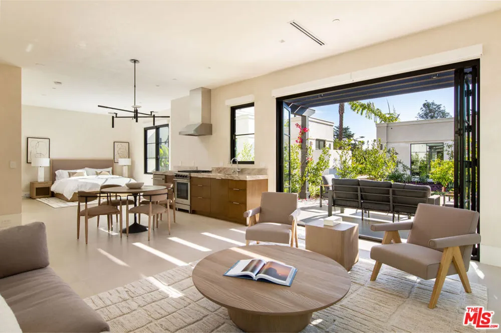 1437 S Jameson Lane Montecito, CA 93108
