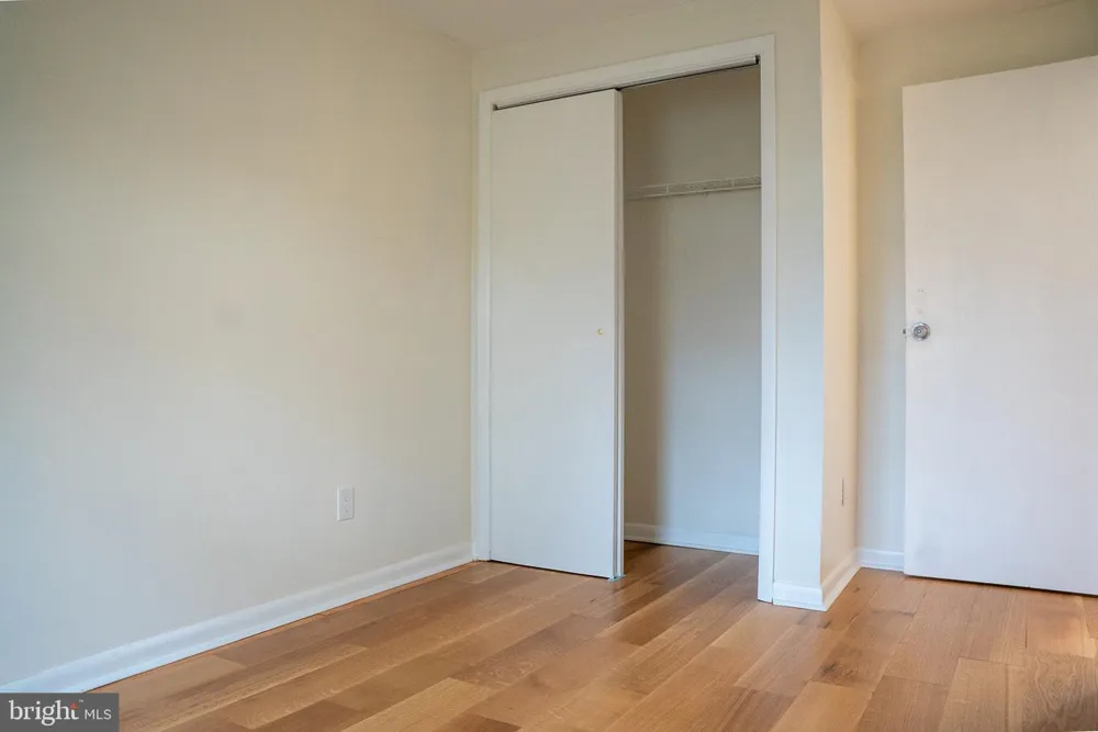 45 MIDDLE ROSE STREET #J Trenton, NJ 08618