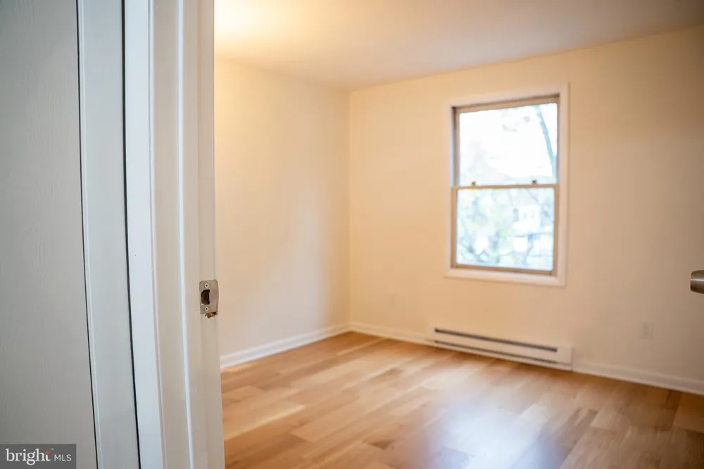 45 MIDDLE ROSE STREET #J Trenton, NJ 08618