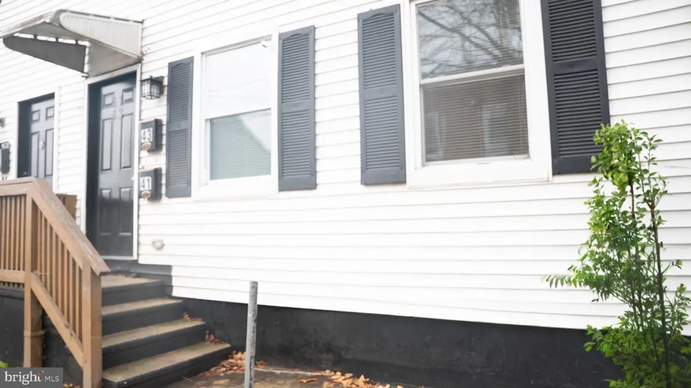 45 MIDDLE ROSE STREET #J Trenton, NJ 08618