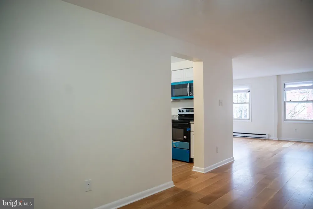 45 MIDDLE ROSE STREET #J Trenton, NJ 08618