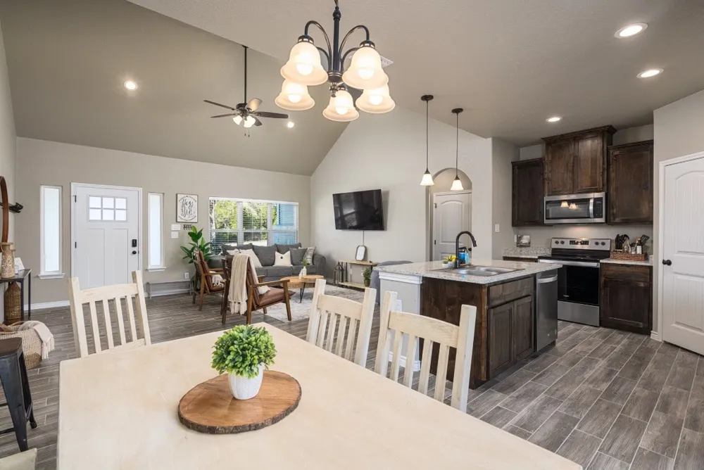 117 Lightning Bolt Spring Branch, TX 78070