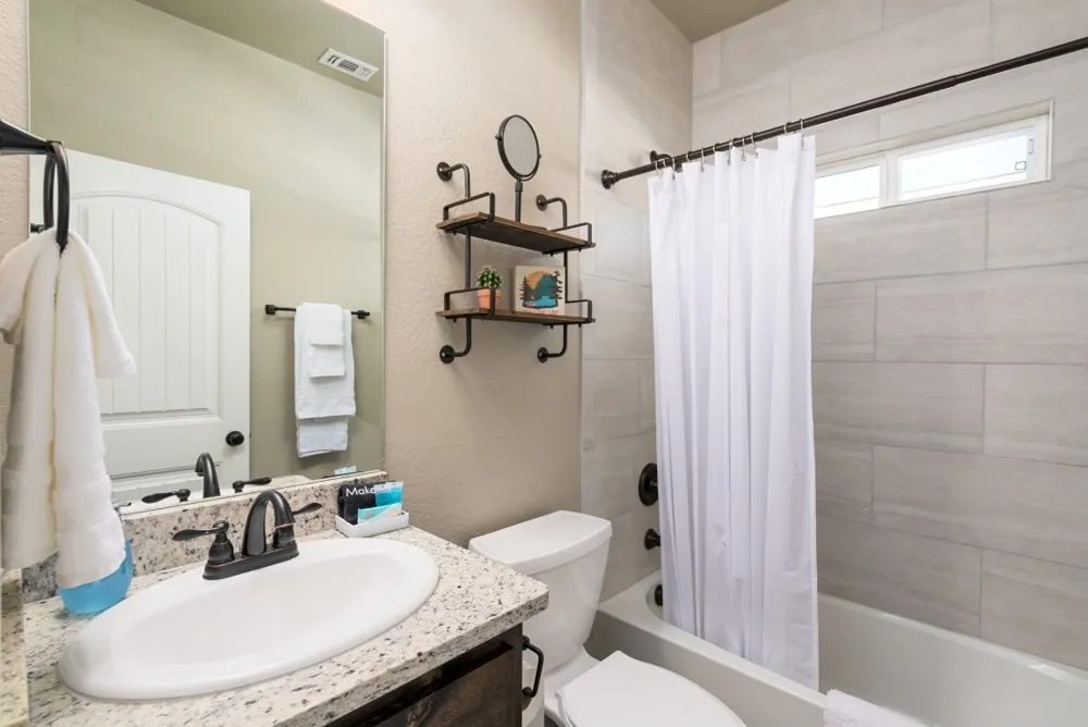 117 Lightning Bolt Spring Branch, TX 78070