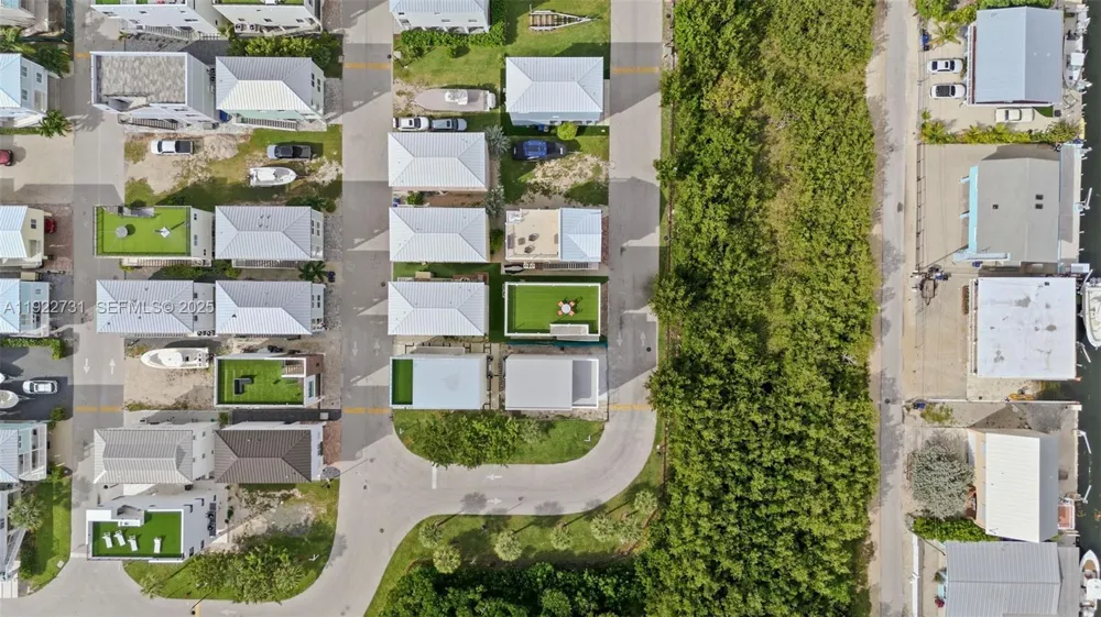 94825 Overseas hwy 276 Key Largo, FL 33037