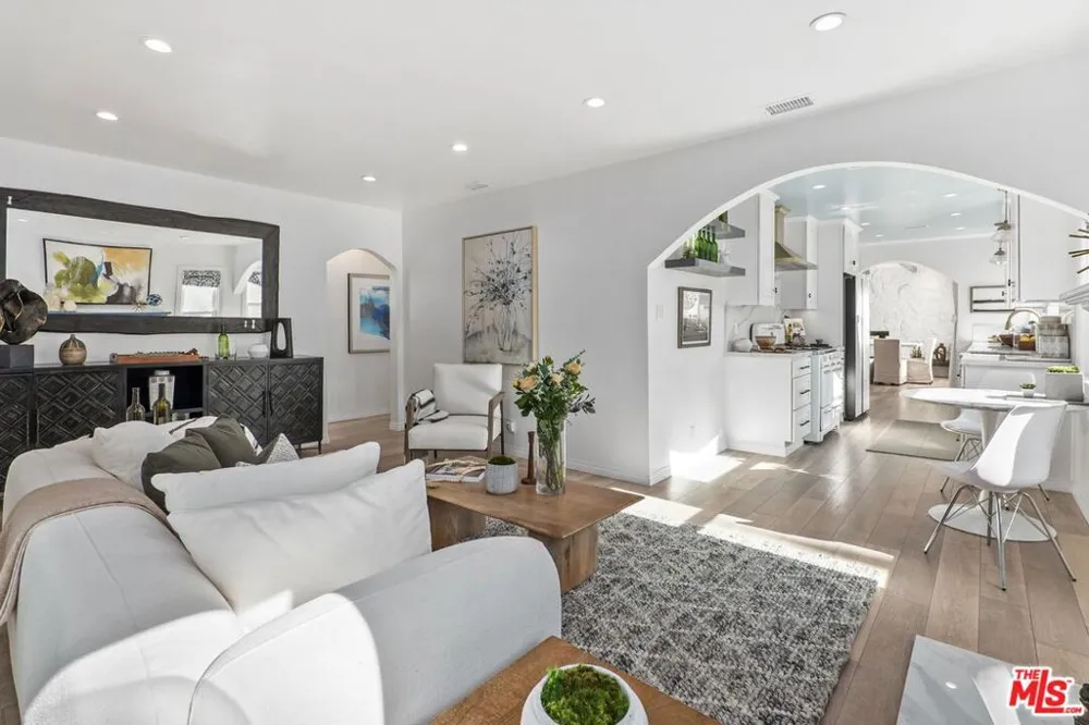 3552 Schaefer Street Culver City, CA 90232